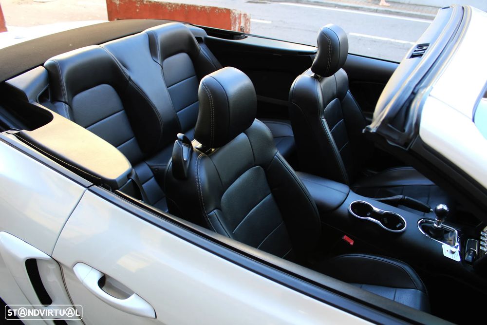 Ford Mustang Cabrio 2.3 Eco Boost - 50