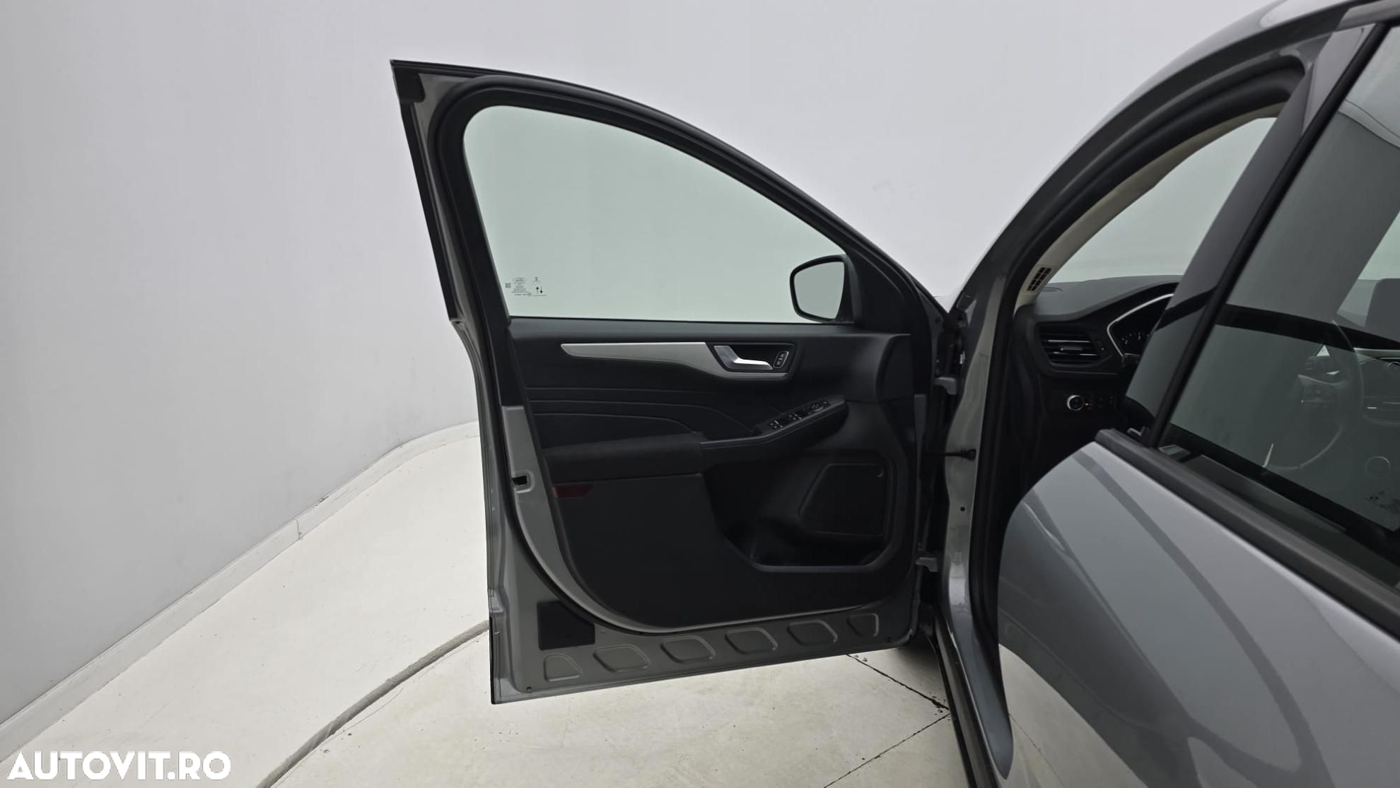 Ford Kuga 1.5 EcoBlue A8 FWD Trend - 10