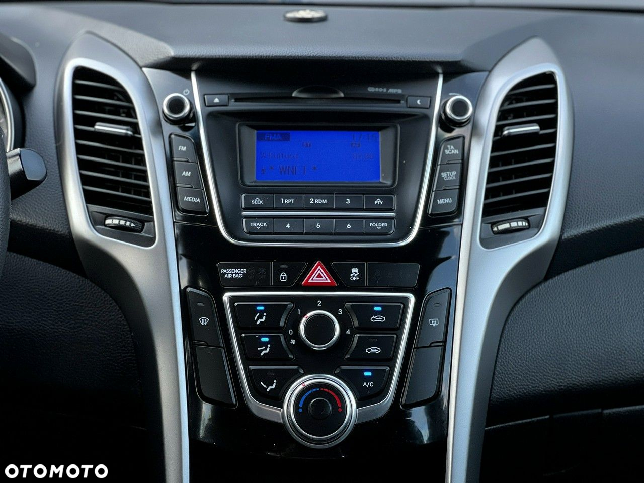 Hyundai i30 - 24
