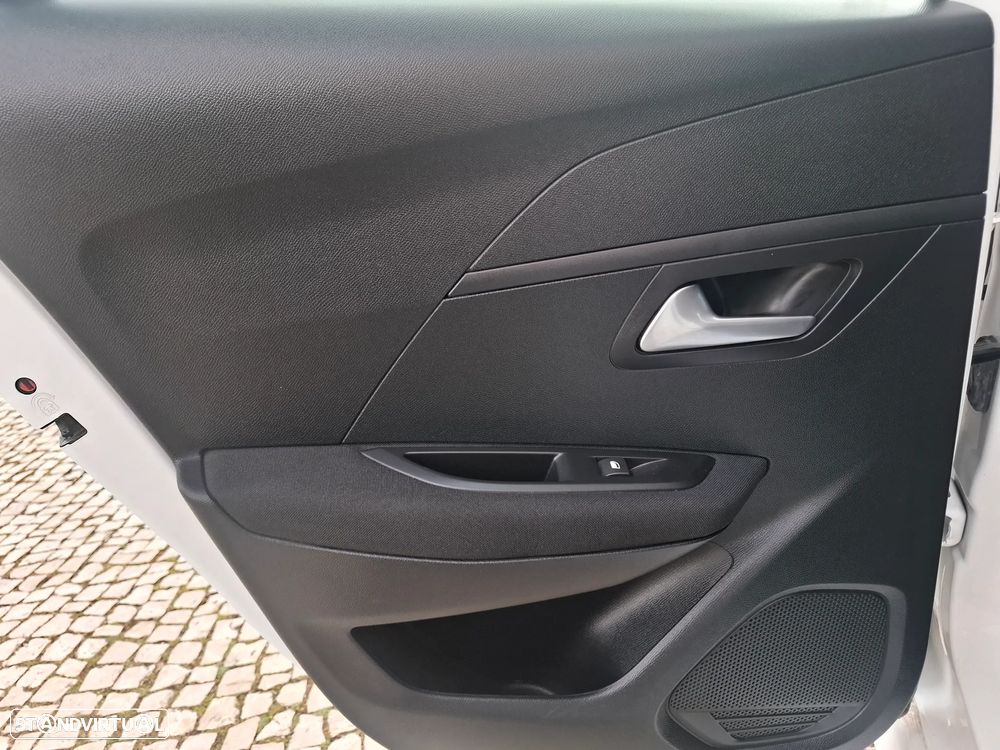 Peugeot 208 PureTech 75 Active - 32