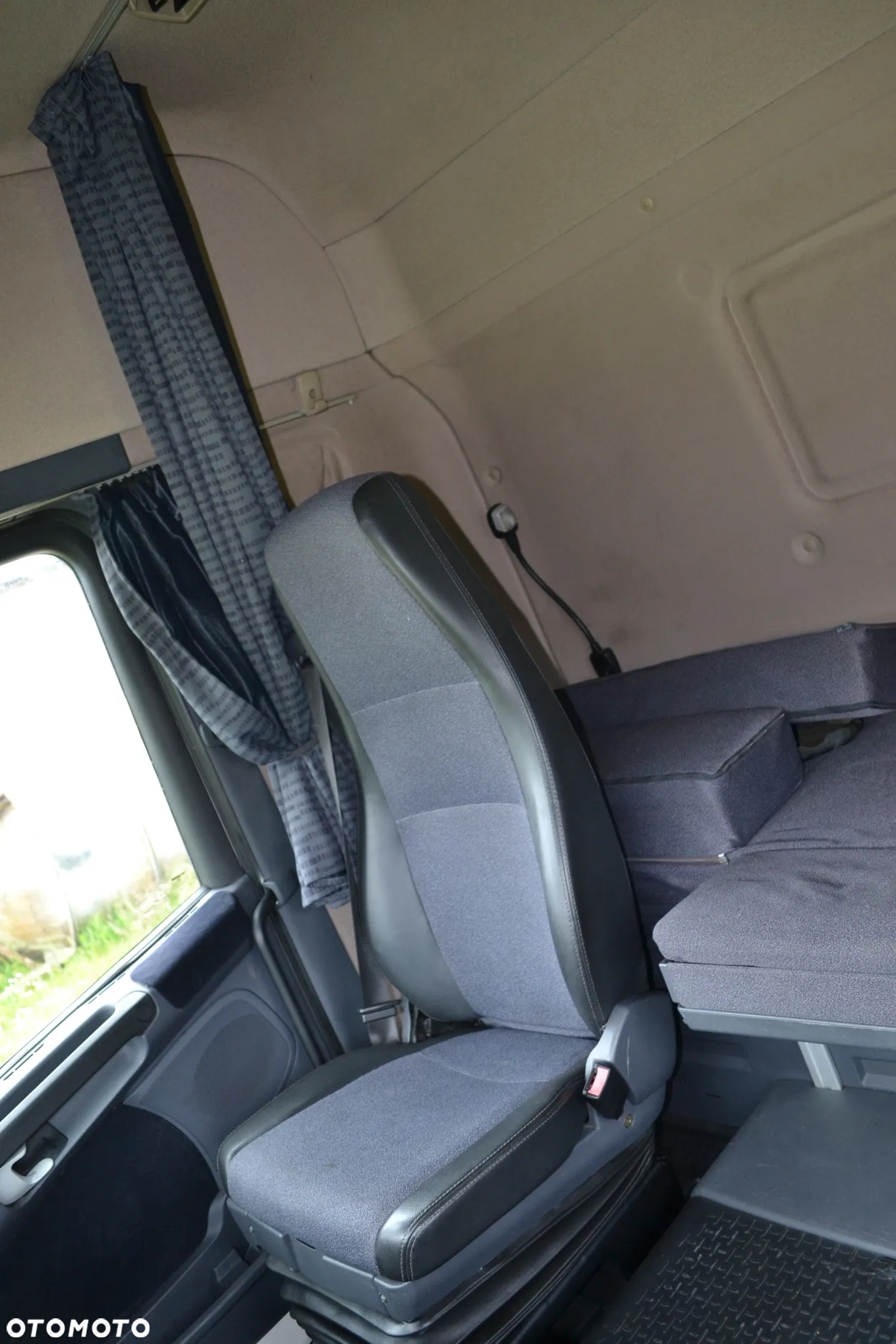 Scania R 420 TRZECIA OŚ SKRĘTNA ZESTAW PLATFORMA 2x7.75 m KLIMATYZACJA - 10