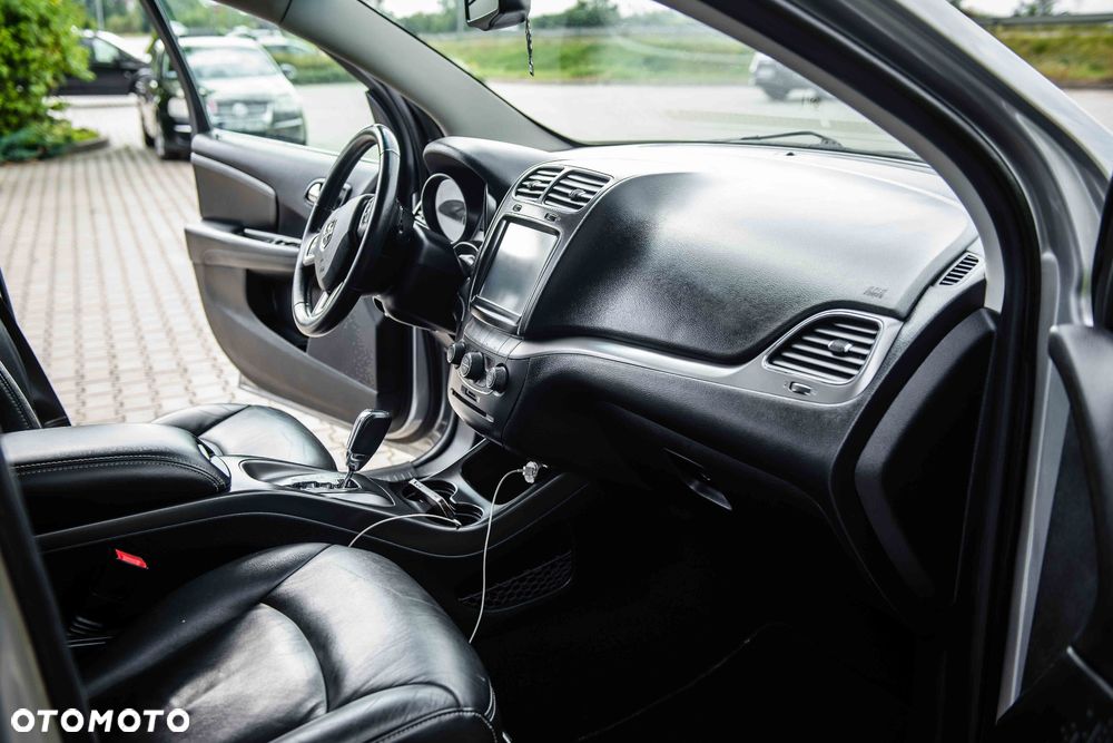 Dodge Journey - 11