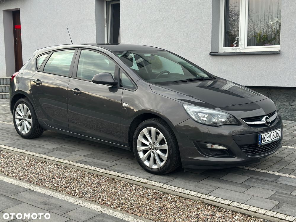 Opel Astra 1.4 Turbo - 1