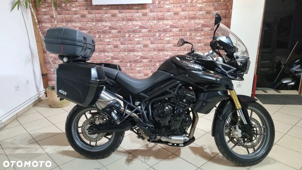 Triumph Tiger - 1