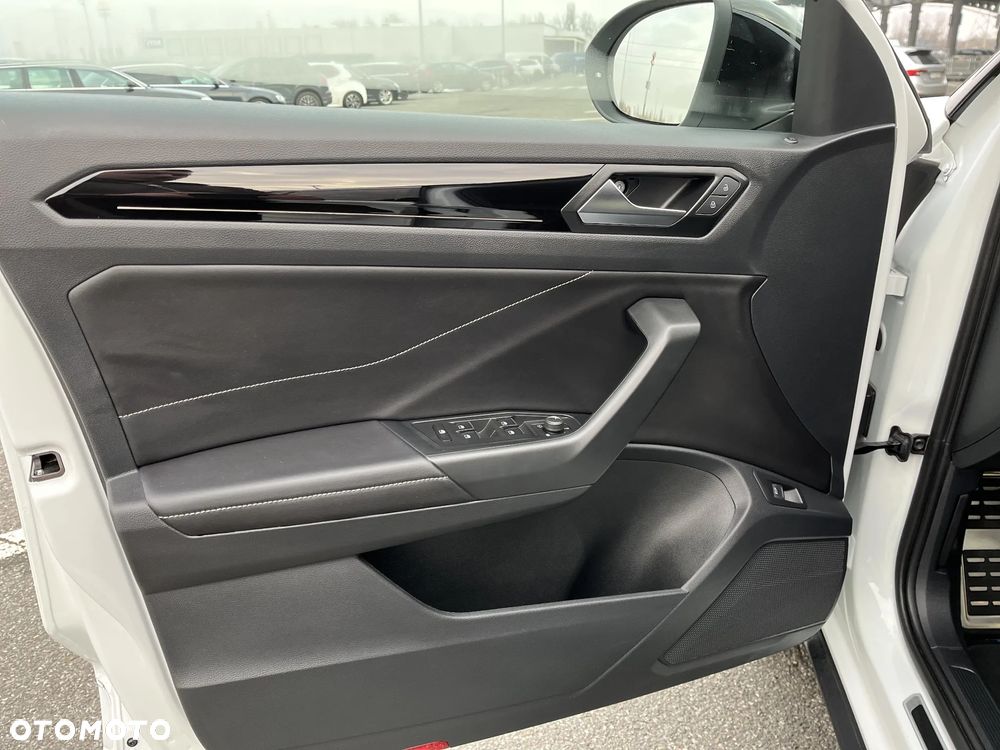 Volkswagen T-Roc 1.5 TSI R-Line DSG - 10