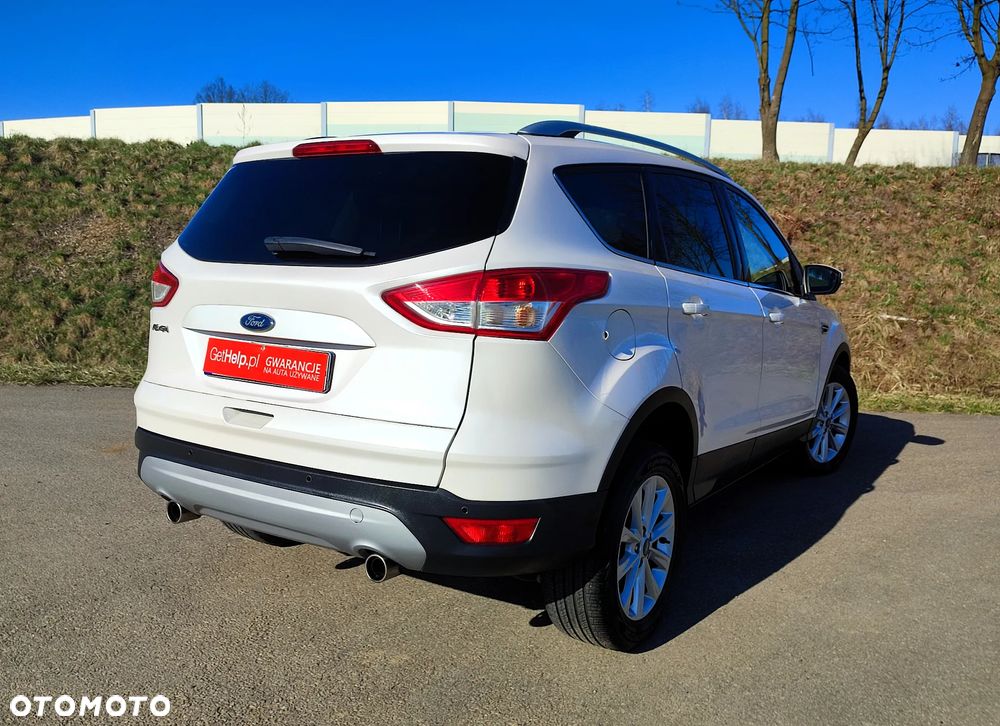 Ford Kuga 2.0 TDCi 2x4 Titanium - 13