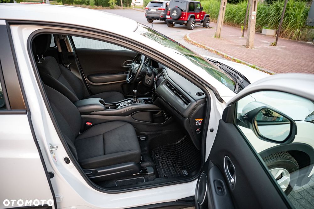 Honda HR-V - 25
