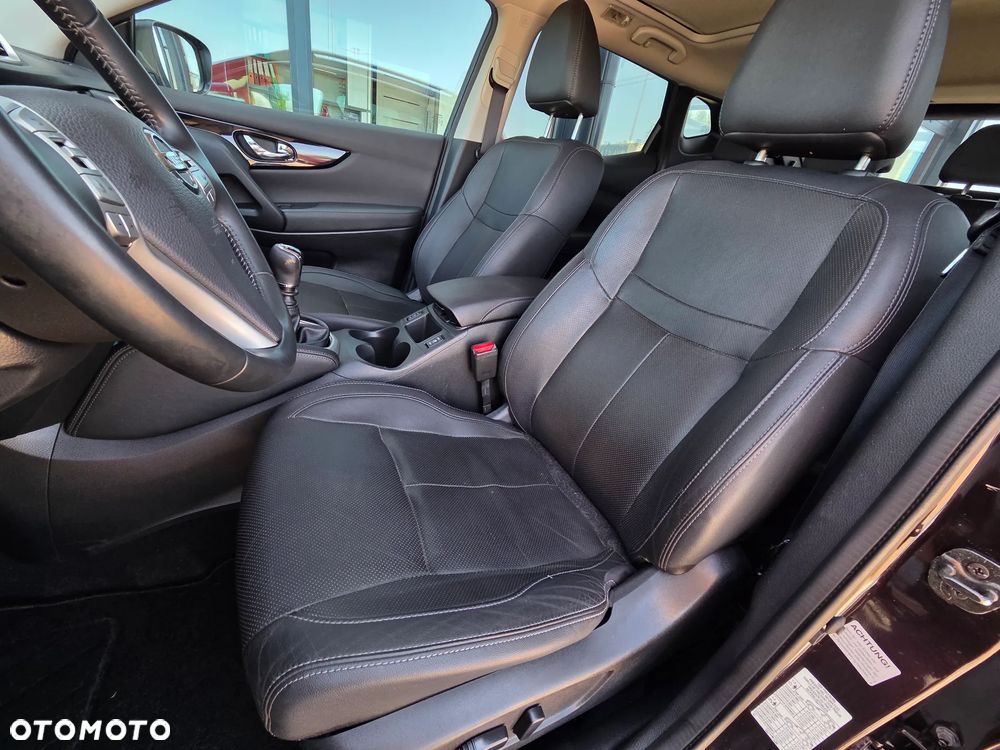 Nissan Qashqai 1.5 dCi DPF 360 - 23