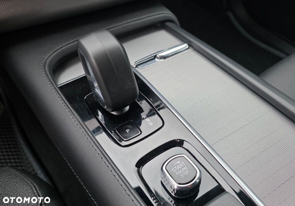Volvo XC 90 - 18
