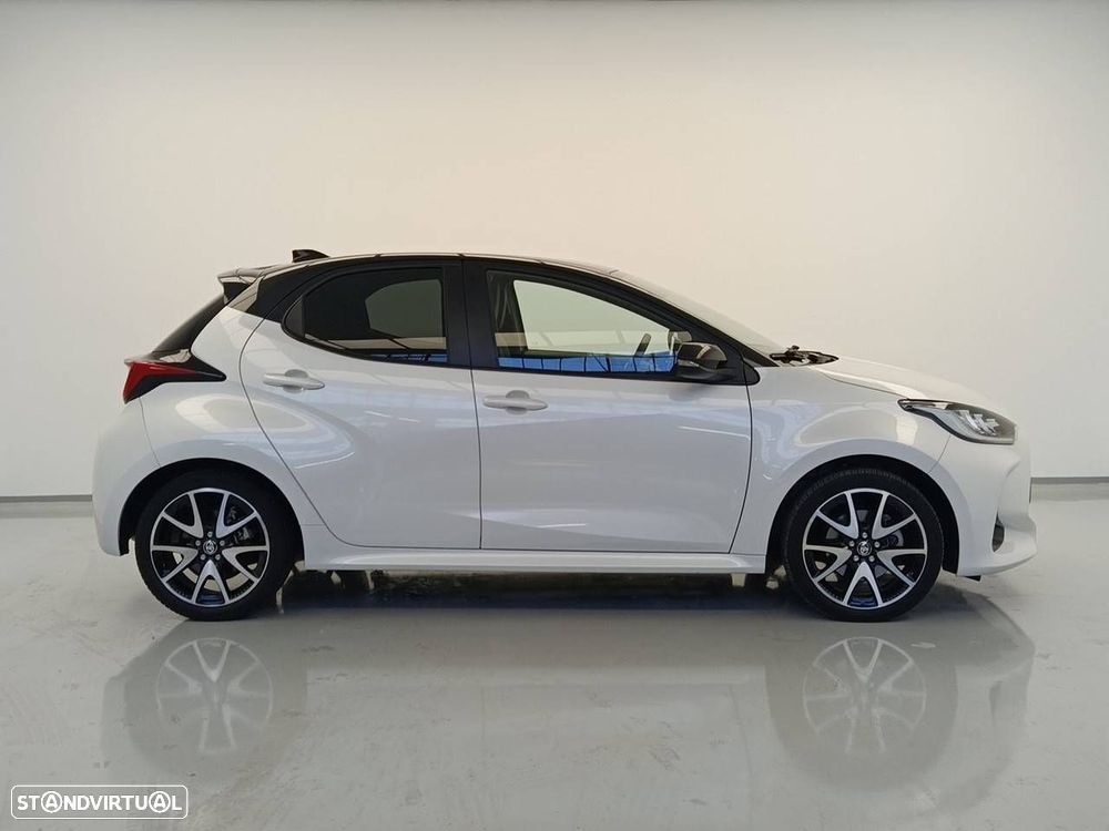 Toyota Yaris 1.5 VVT-iE Aut Club - 4