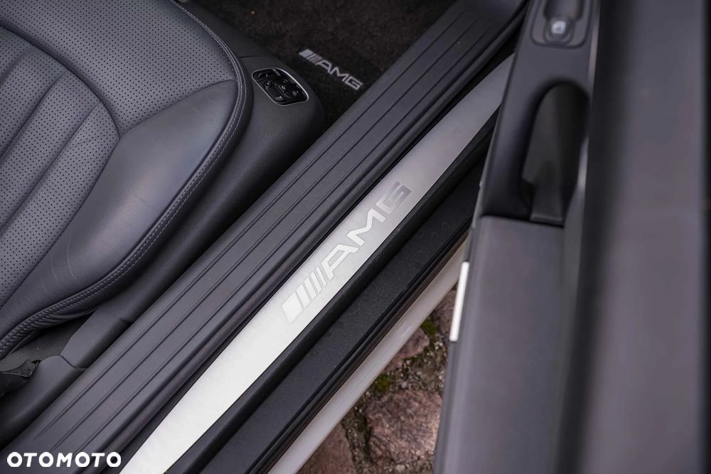 Mercedes-Benz SL - 34