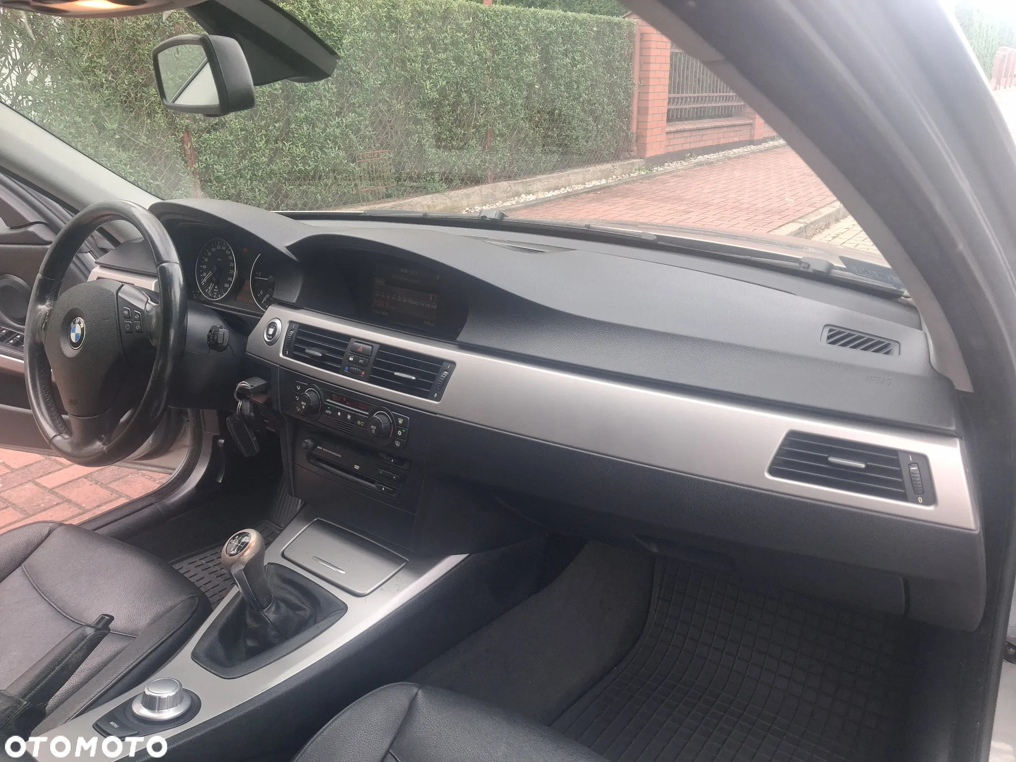 BMW Seria 3 320d DPF Touring Edition Fleet - 5