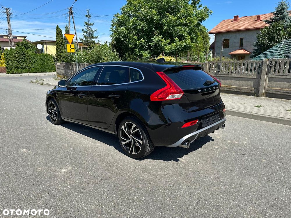 Volvo V40 D3 Geartronic RDesign - 7