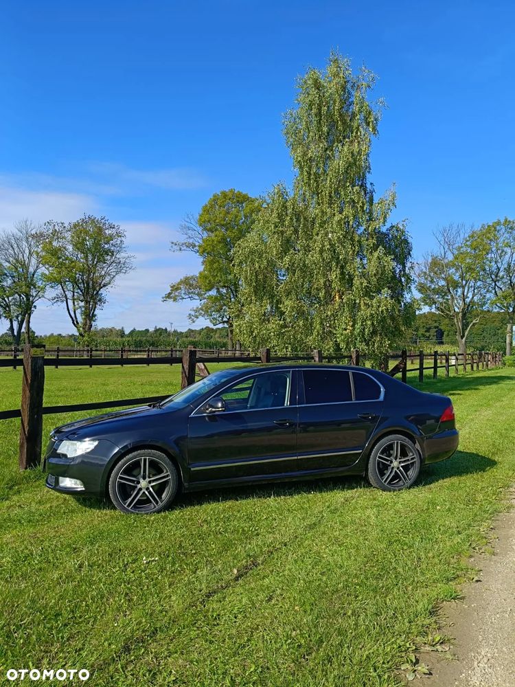 Skoda Superb 2.0 TDI Elegance - 10
