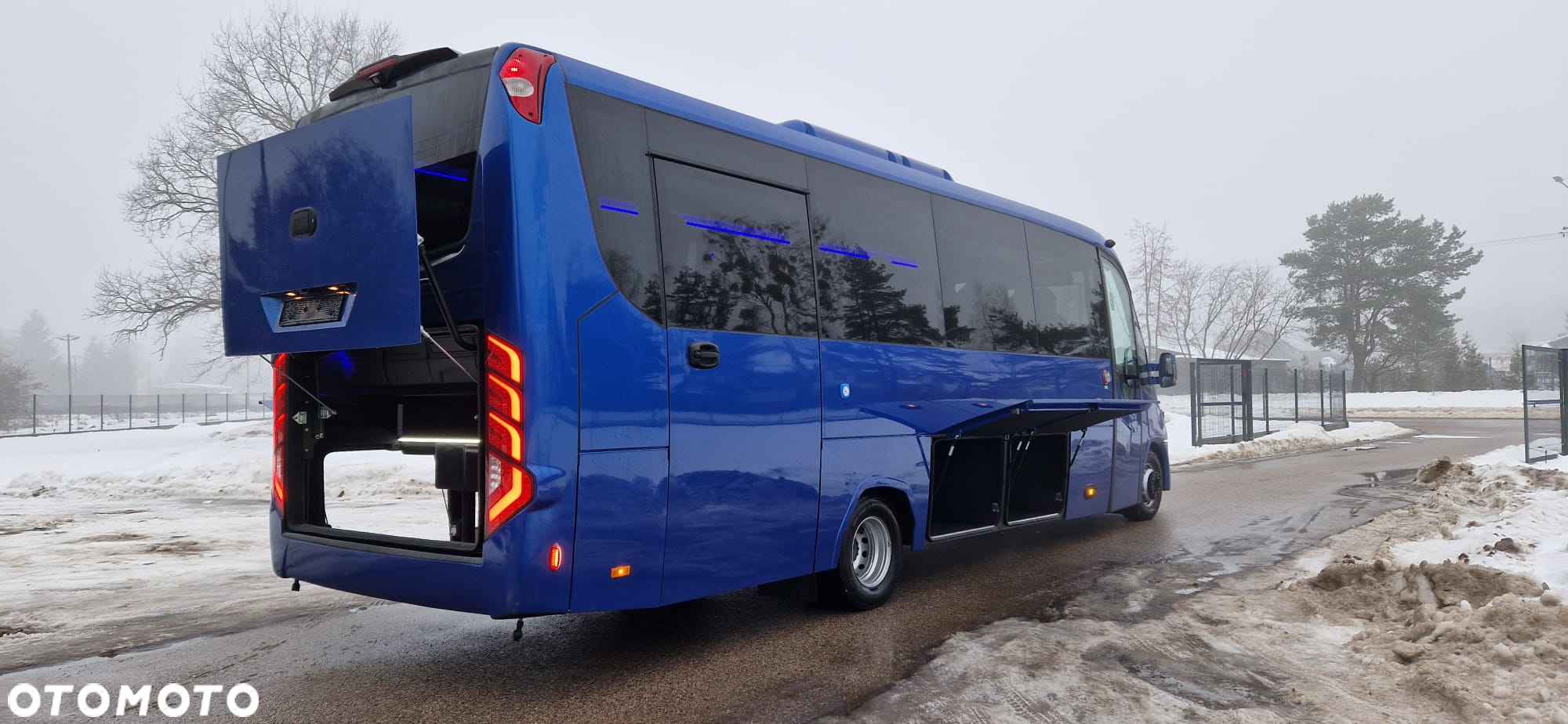 Iveco TOURISTIC ŻAK 70C - 3