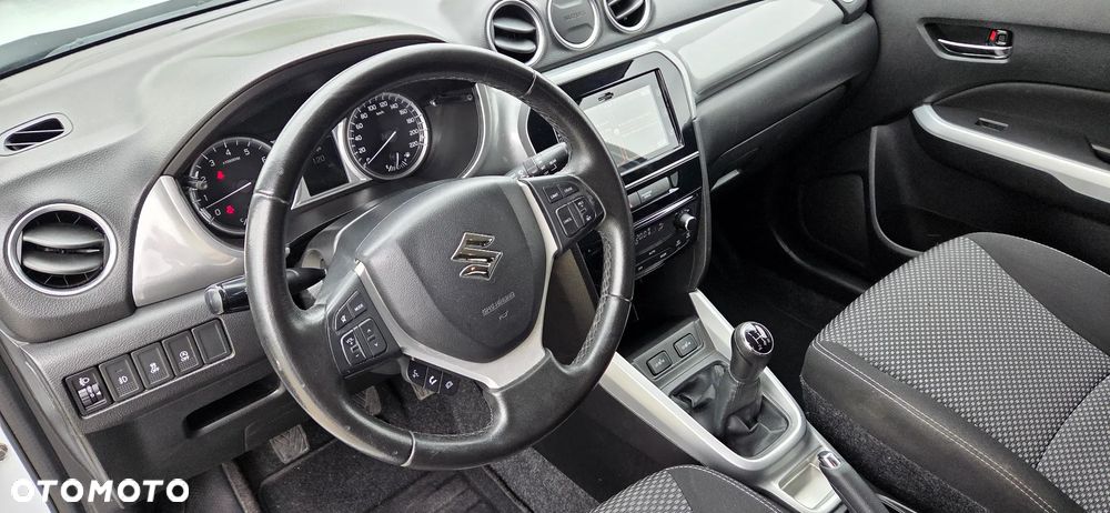 Suzuki Vitara 1.6 (4x2) Comfort+ - 23