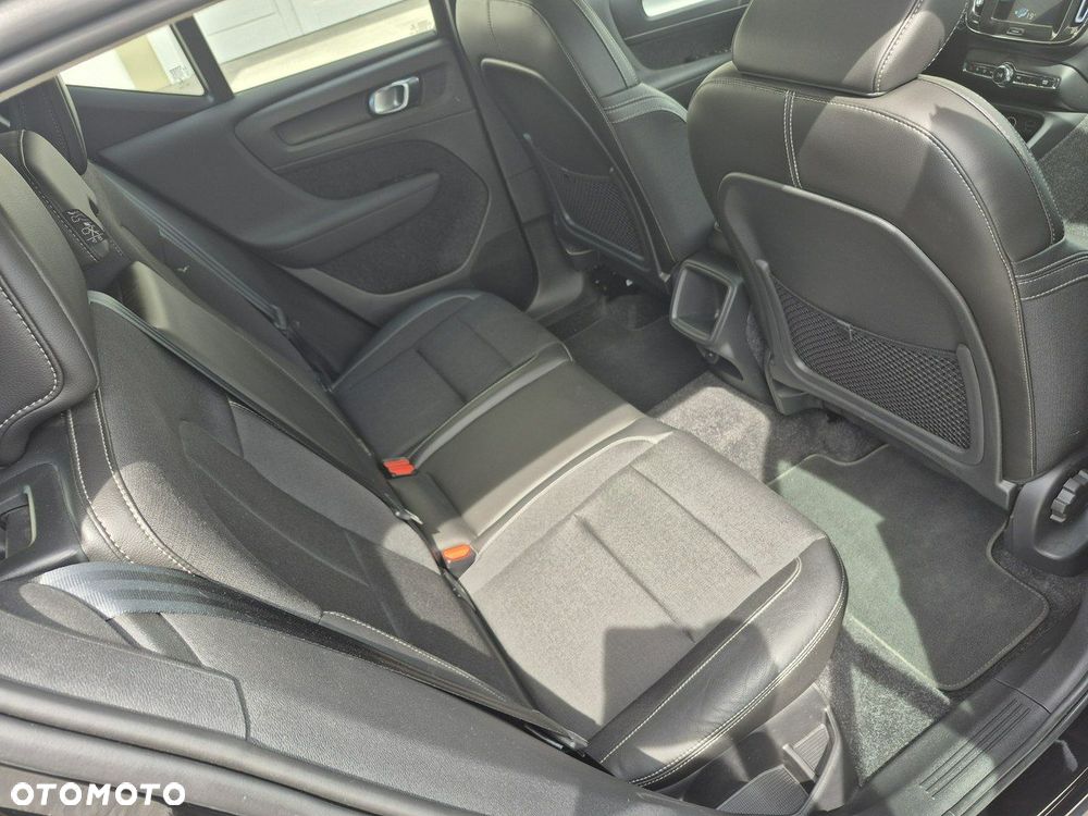 Volvo XC 40 - 9