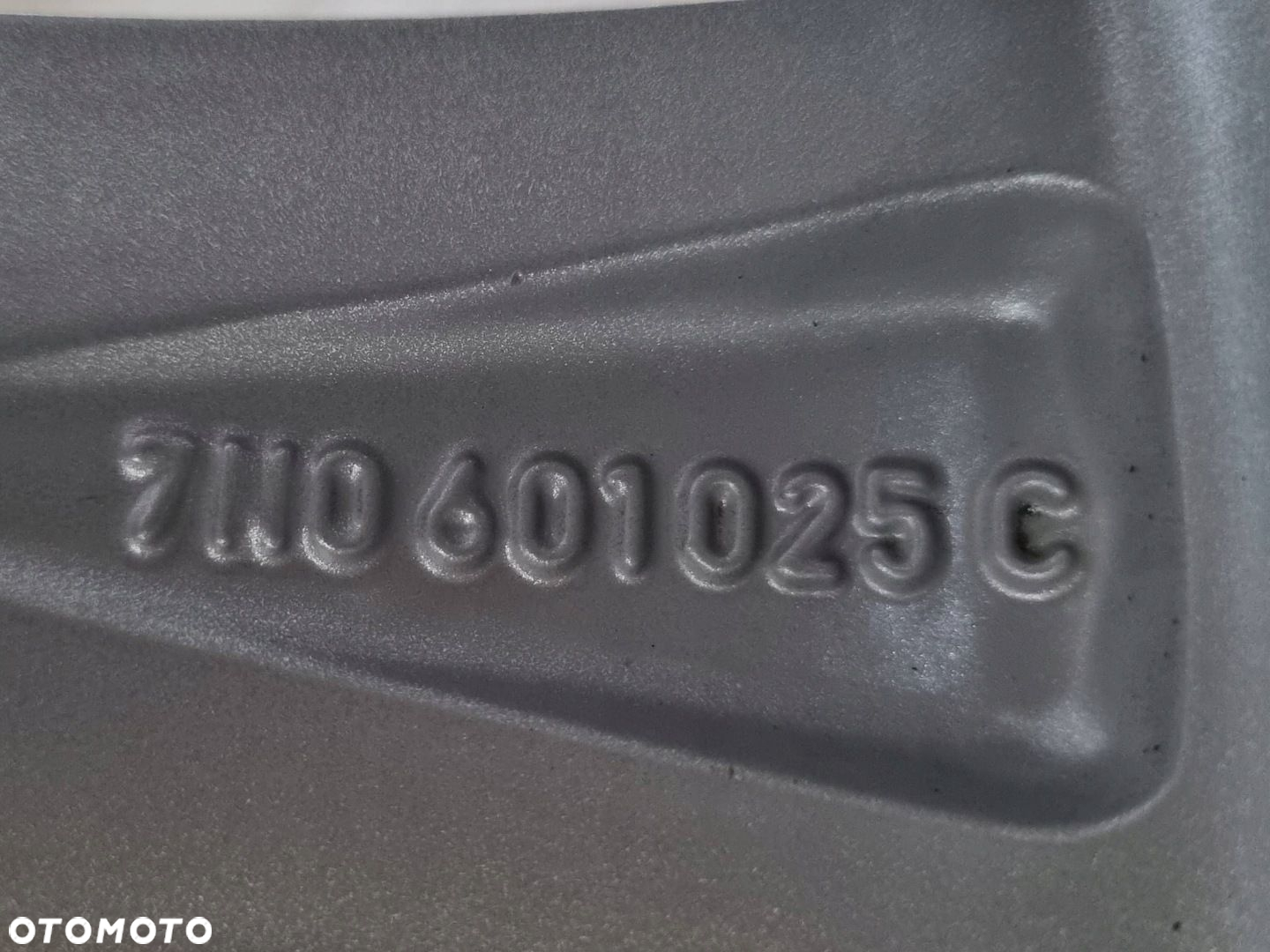 Felga VW Sharan 7N0 7.0Jx17H2 Et39 5x112 7N0601025C - 15