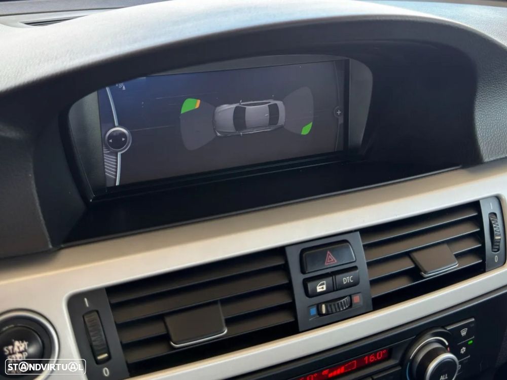 BMW 320 d Navigation - 15