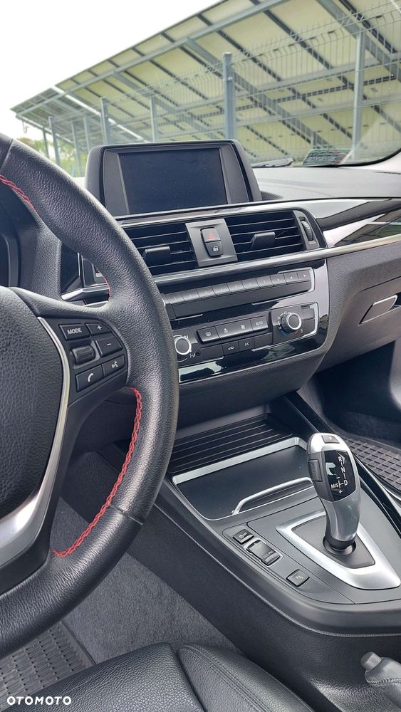 BMW Seria 2 220i sport - 5