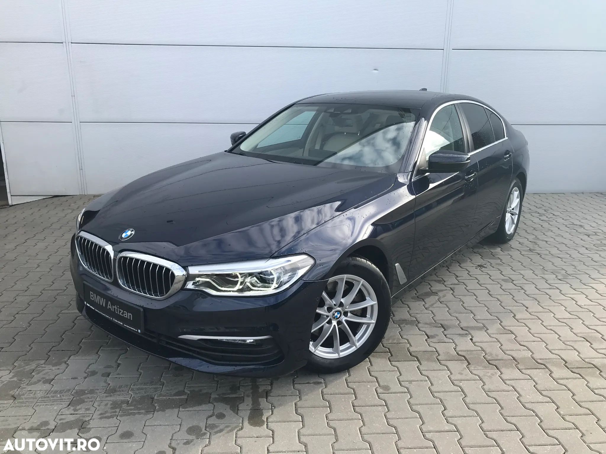 BMW Seria 5 520i Aut. - 1