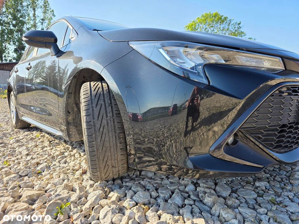 Toyota Corolla 1.8 Hybrid GPF Comfort - 24
