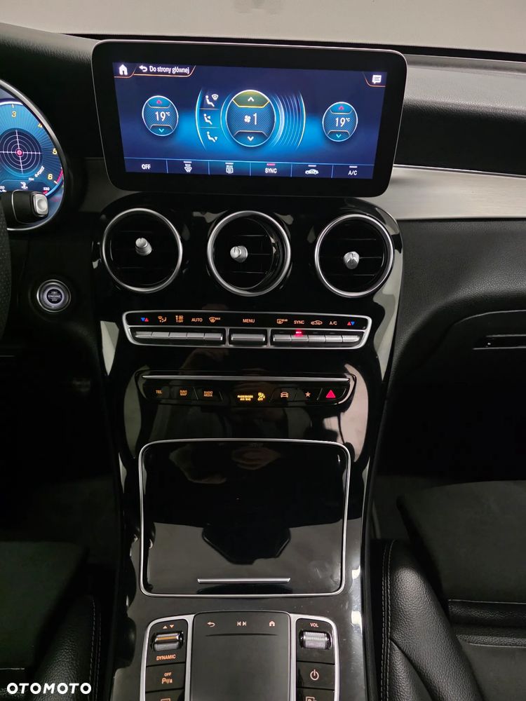 Mercedes-Benz GLC 200 d 4Matic 9G-TRONIC AMG Line Plus - 10