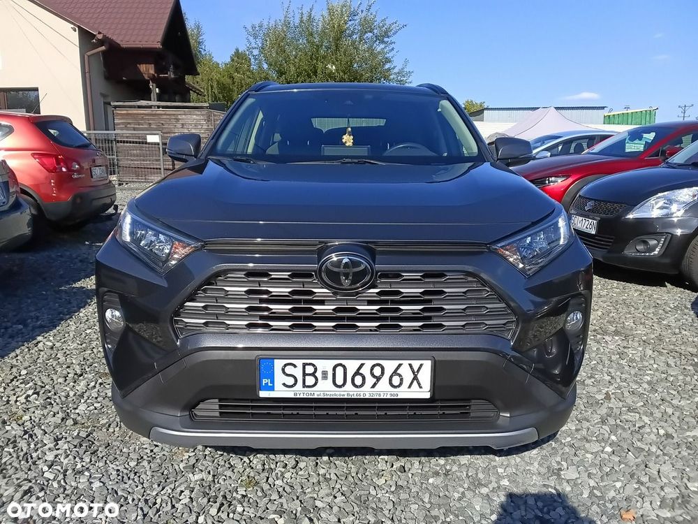 Toyota RAV4 - 6