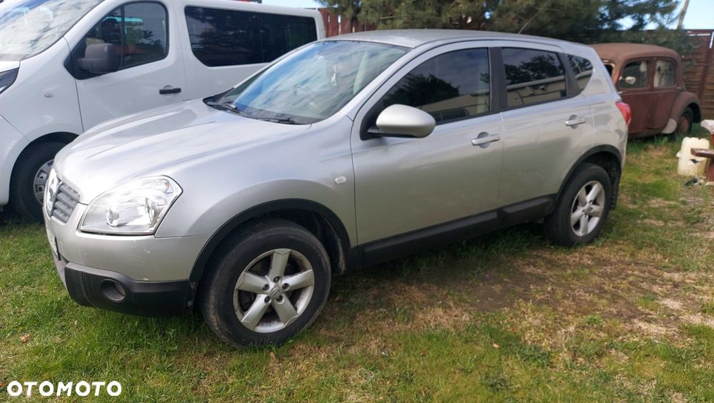 Nissan Qashqai - 1