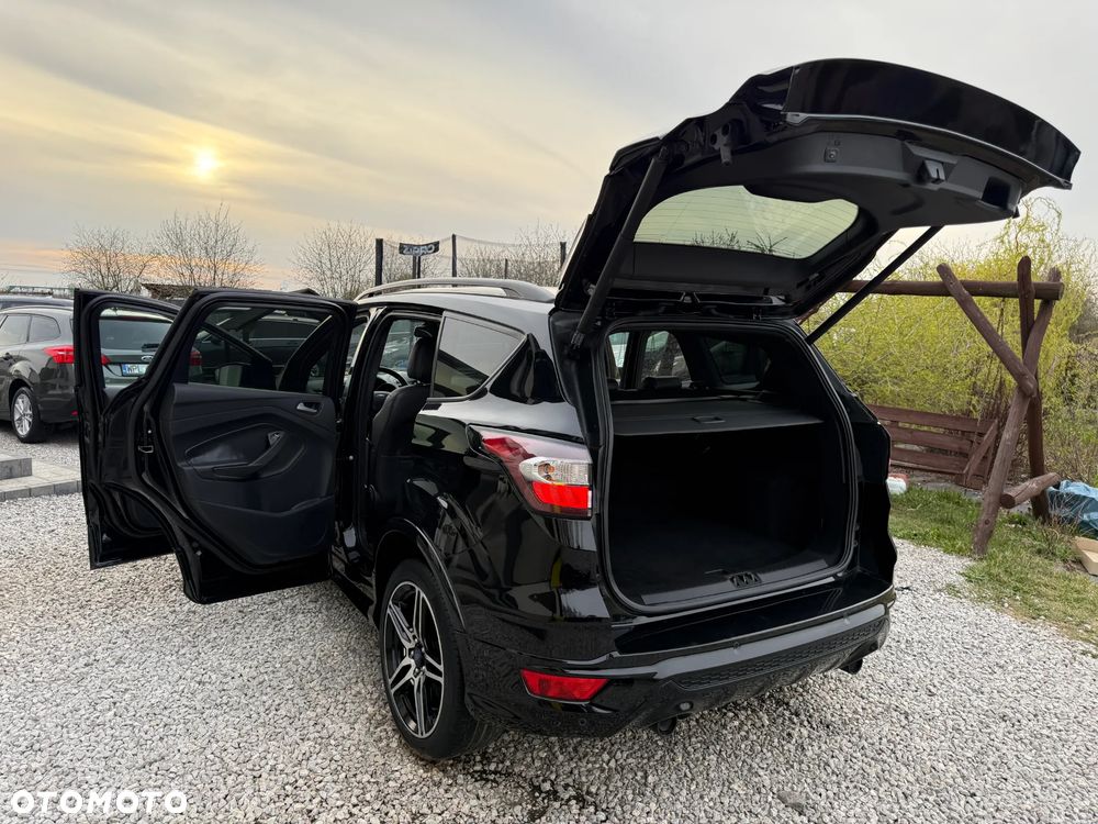 Ford Kuga 2.0 TDCi 4x2 ST-Line - 23