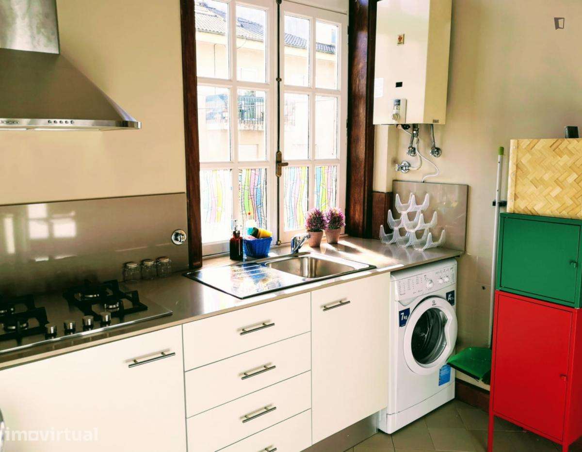 Quarto - localizado em Sé de Braga e São Lázaro Braga - Grande imagem: 4/20