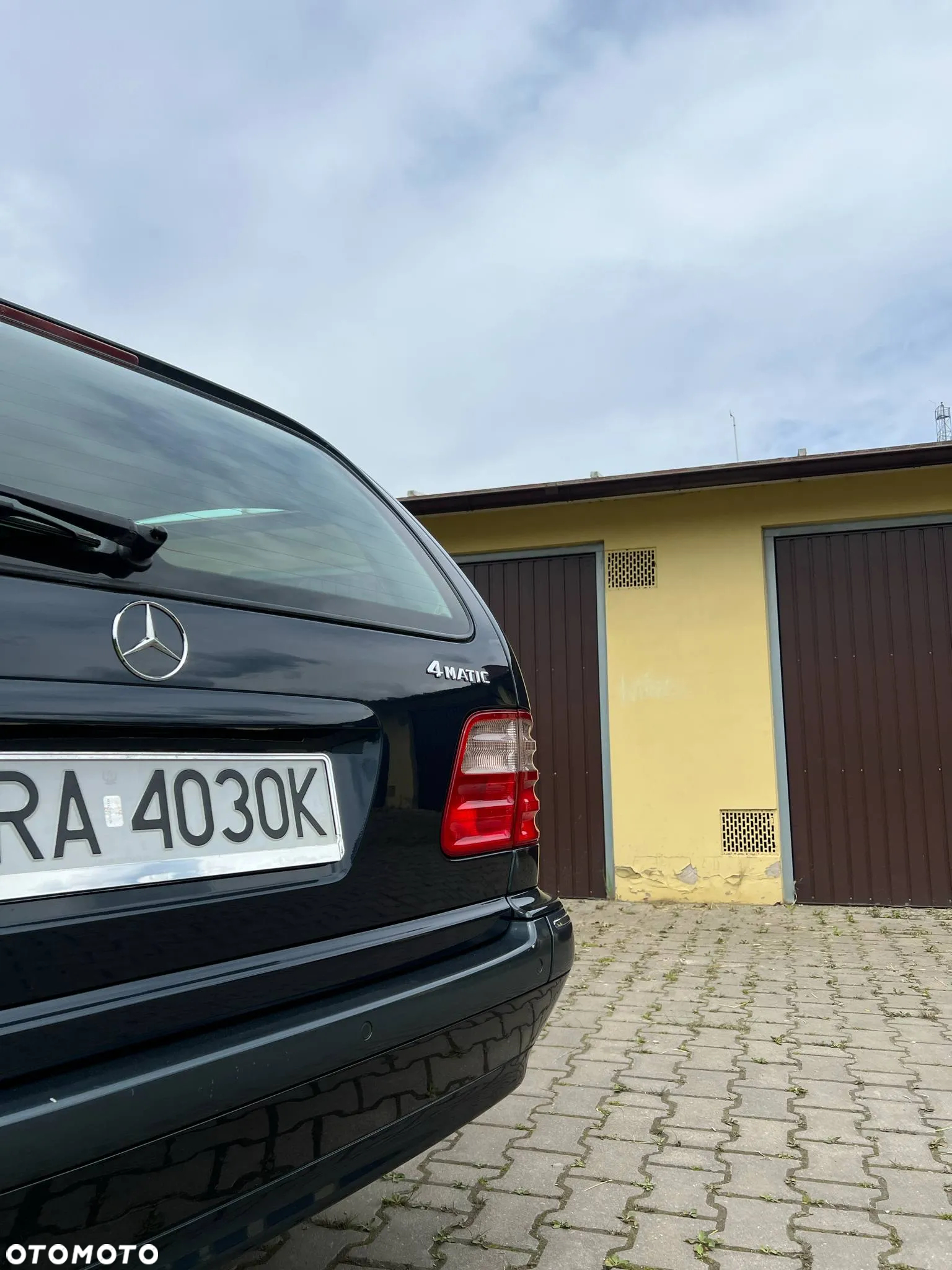 Mercedes-Benz Klasa E 430 4 Matic Elegance - 4
