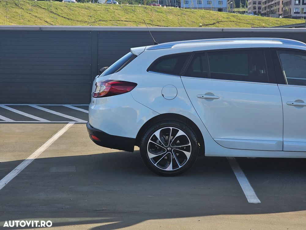 Renault Megane ENERGY dCi 130 BOSE EDITION - 22