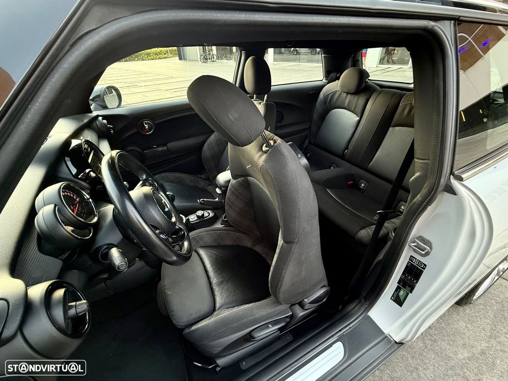 MINI 3 Portas Cooper D - 8