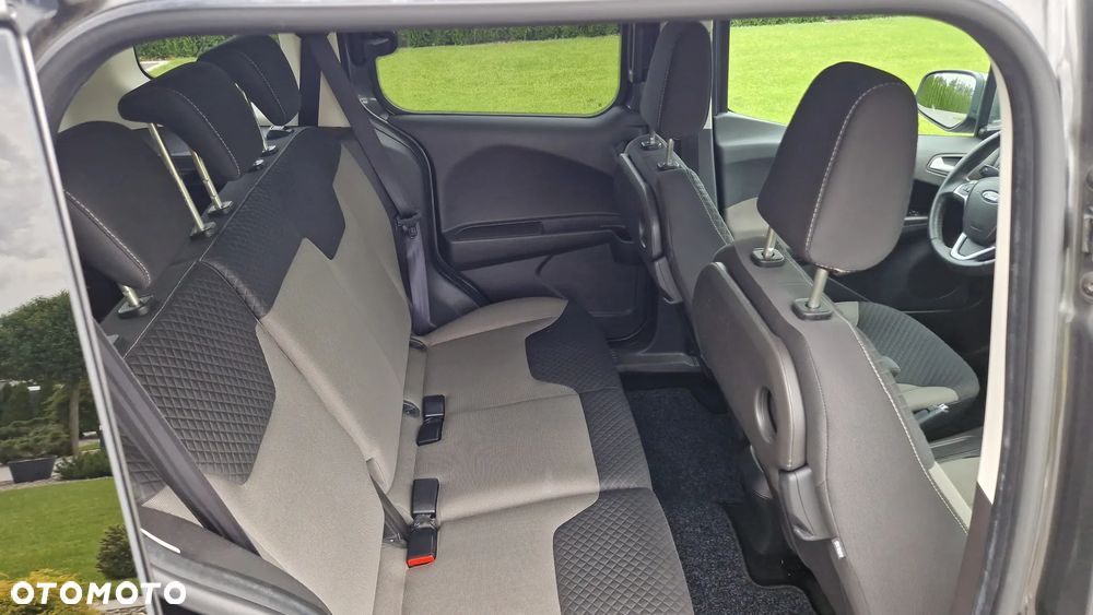 Ford Tourneo Courier 1.0 EcoBoost Titanium - 15