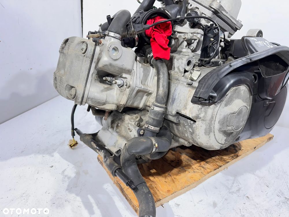 Silnik Gilera GP800 GP 800 - 12