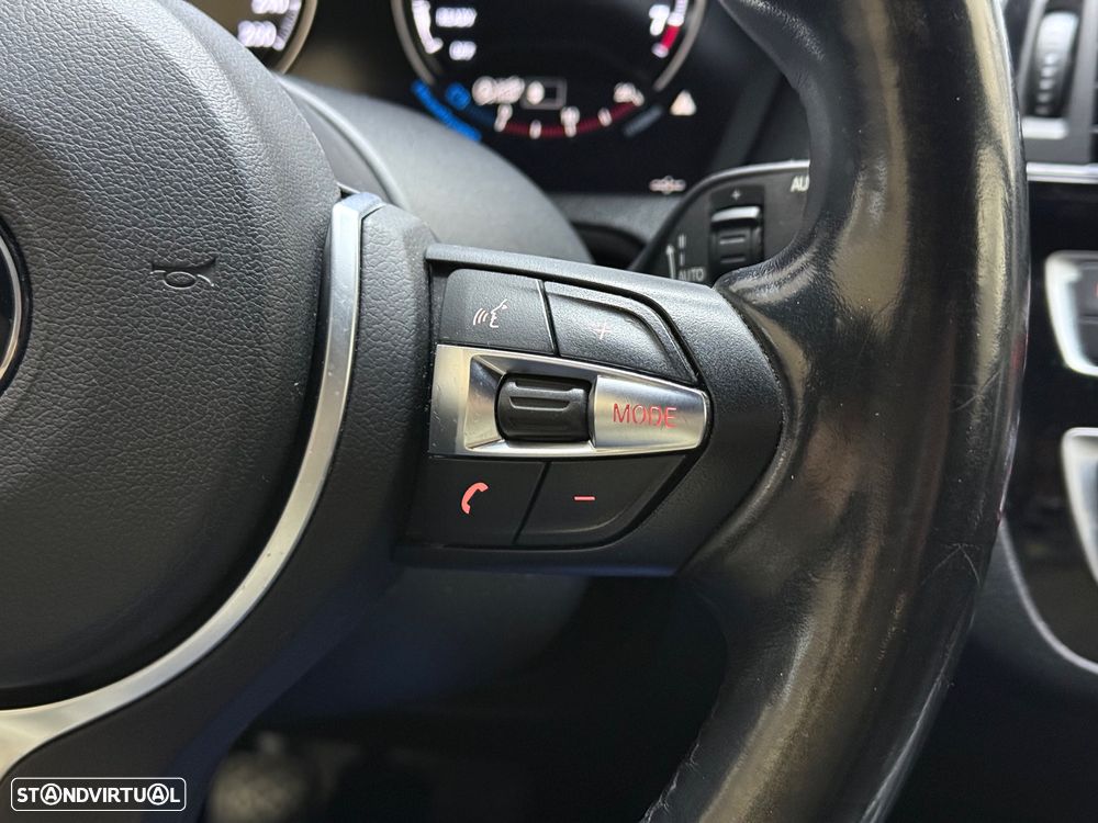 BMW 116 i Edition M Sport Shadow - 21