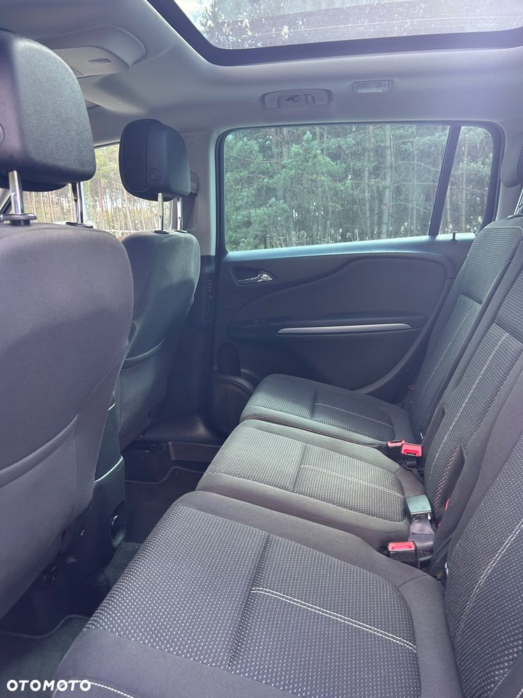 Opel Zafira Tourer 1.4 Turbo drive - 8