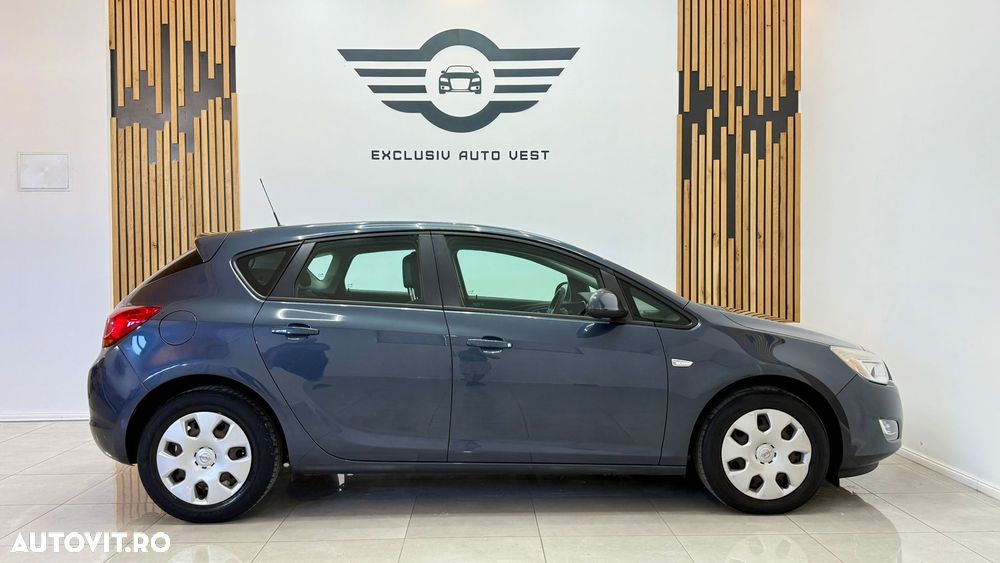 Opel Astra - 12