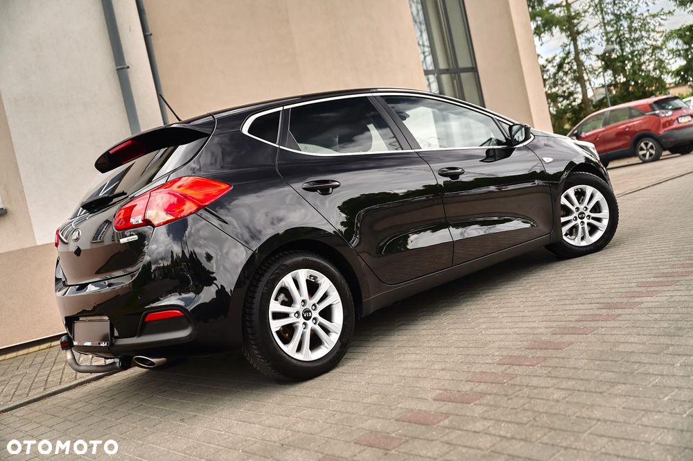 Kia Ceed 1.6 CRDi Business Line - 12