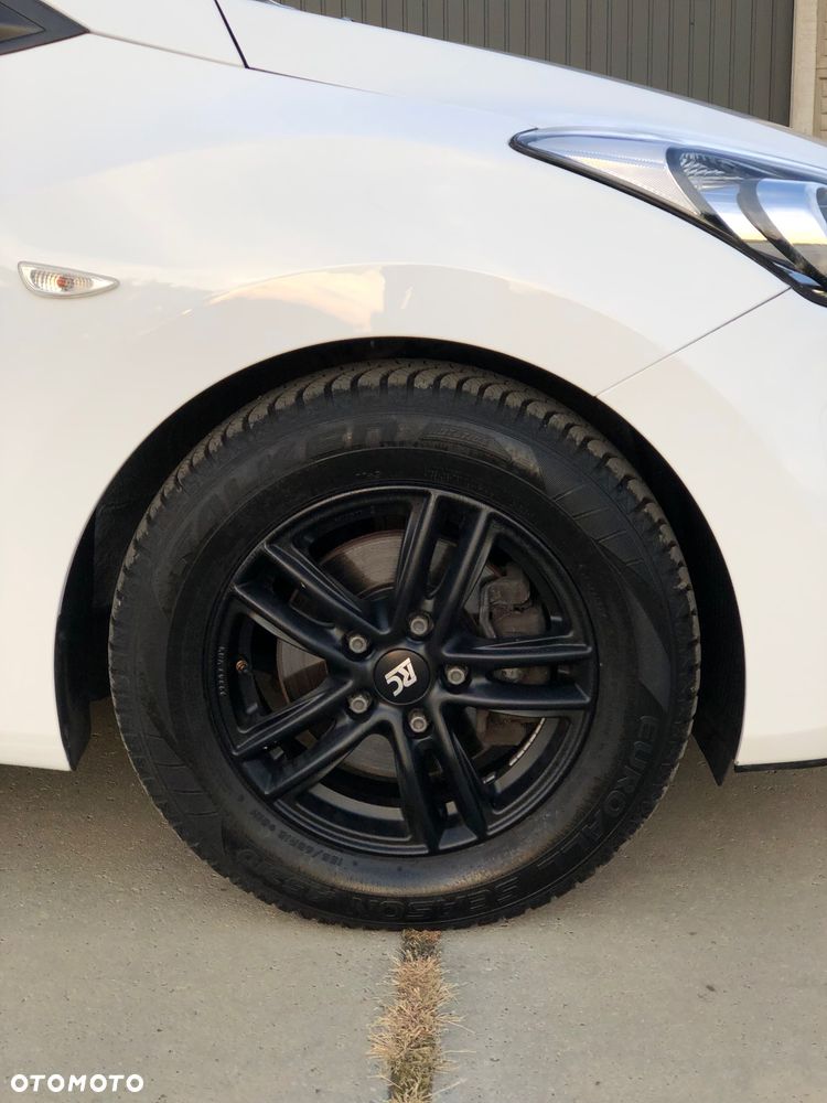 Hyundai i30 1.4 Passion - 20