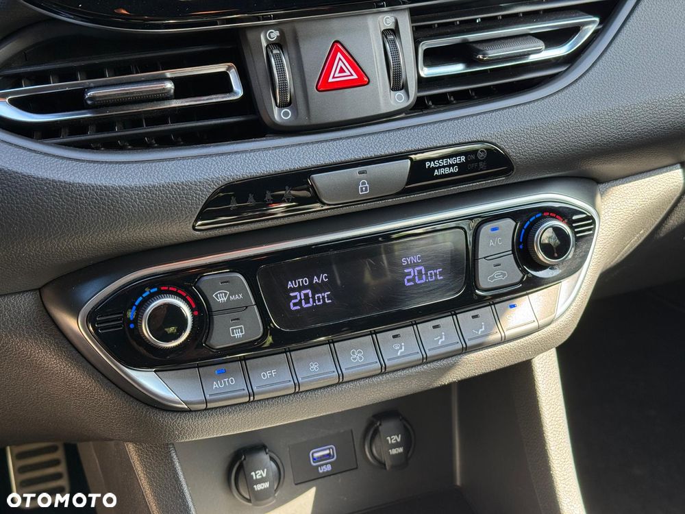 Hyundai i30 1.5 T-GDI 48V-Hybrid N-Line - 23