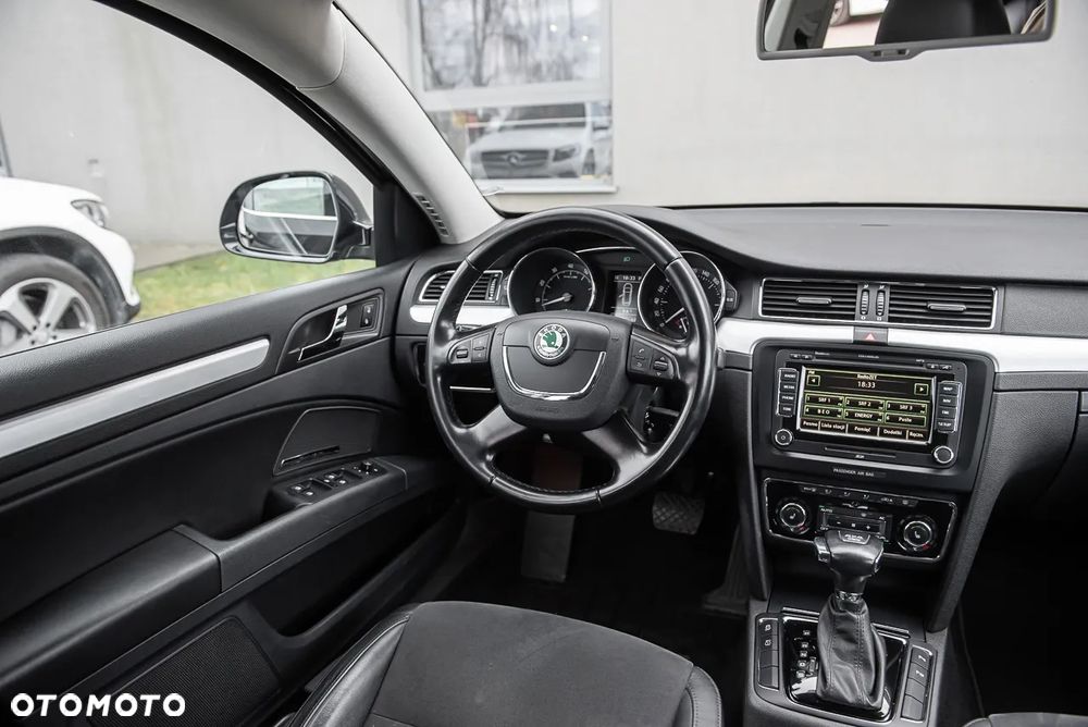 Skoda Superb 3.6 FSI 4x4 Elegance DSG - 24
