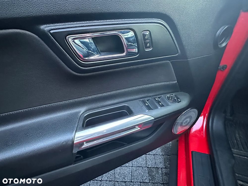 Ford Mustang 3.7 V6 - 12