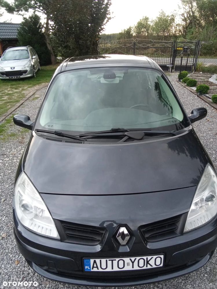 Renault Scenic - 11