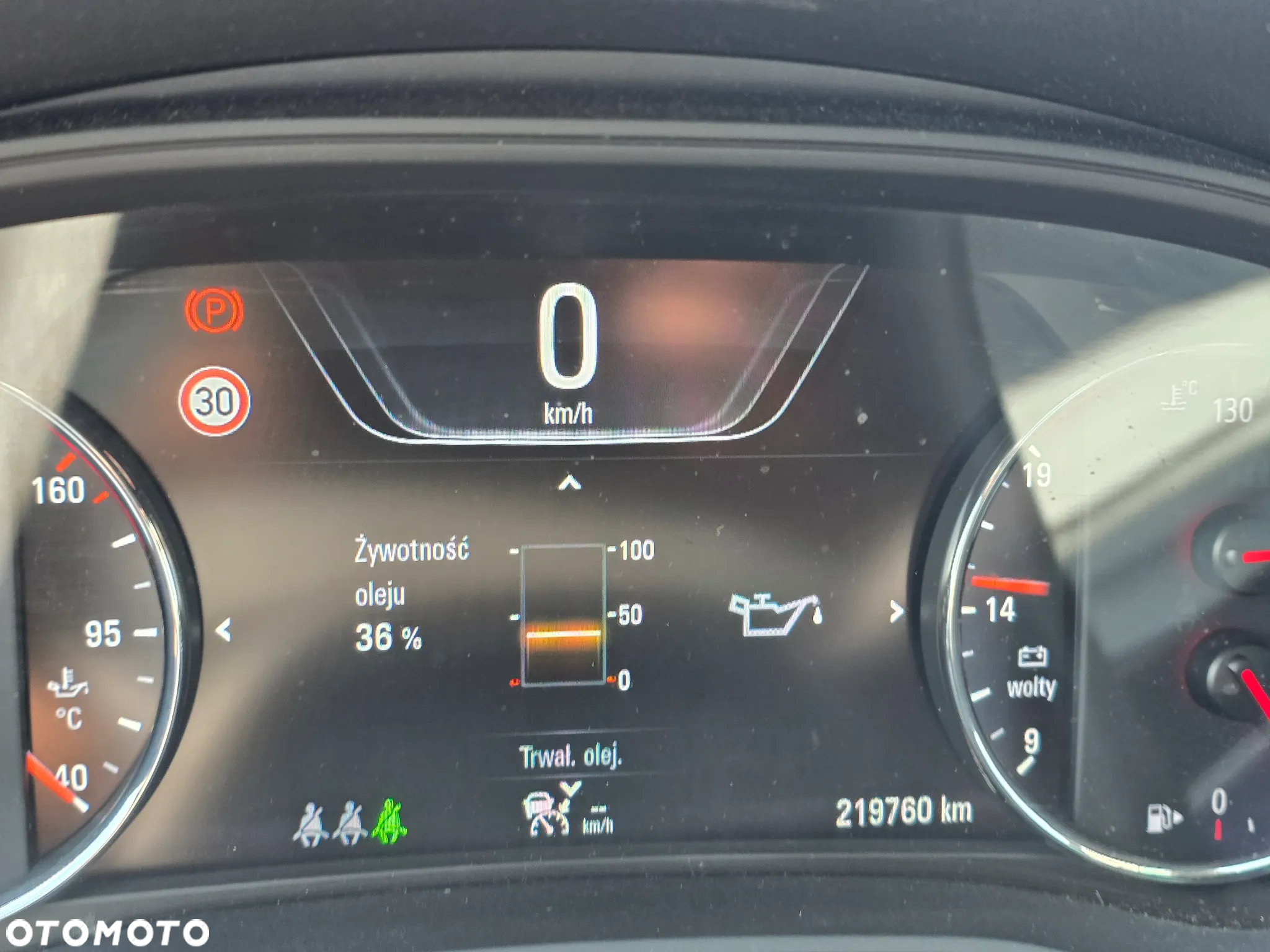 Opel Insignia 2.0 CDTI Executive S&S - 26