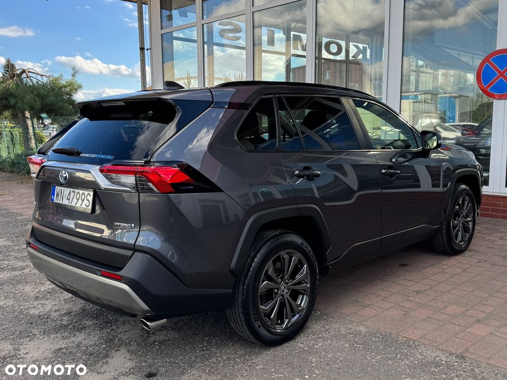 Toyota RAV4 - 5