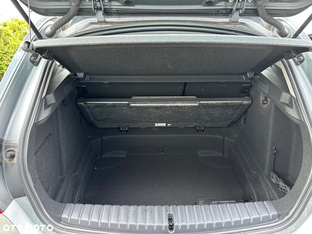 BMW Seria 1 118i - 22