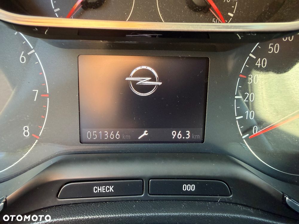 Opel Crossland X - 39