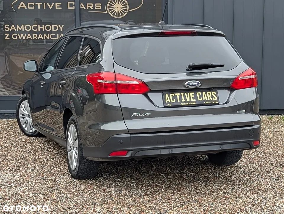 Ford Focus 1.0 EcoBoost Start-Stopp-System TITANIUM DESIGN - 14